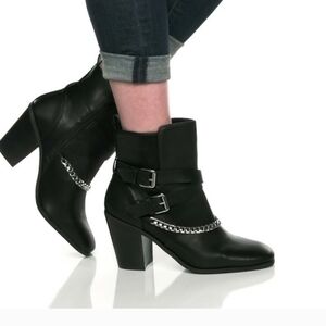 DV DOLCE VITA KODYE CHAIN BUCKLE BLOCK HEEL BOOTIES BLACK NW SZ 7.5 M